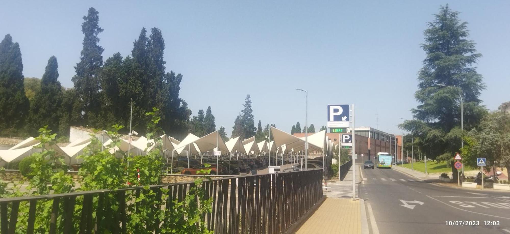 Puerta Sevilla Parking Gratis 코르도바 외부 사진